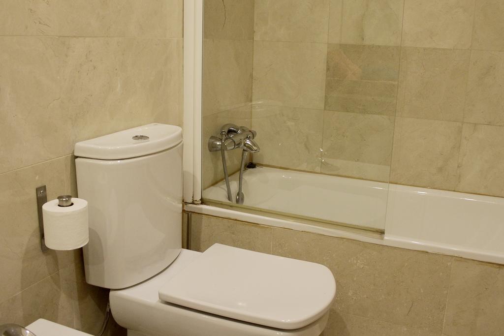 Apartment Familiar Barcelona Luaran gambar